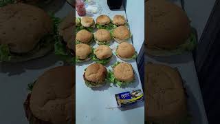 Hamburguesas caseras 🍔 food comidasrapidasyfacilesdehacer [upl. by Anirtik]