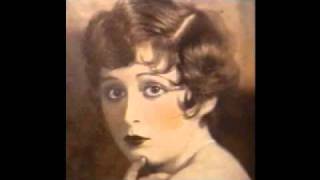 Helen Kane  I Taut I Taw a Puddy Cat [upl. by Lindy]