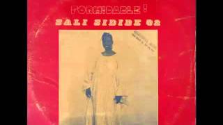 Sali Sidibe  NGoni Bourama Formidable 1982 [upl. by Enelegna848]