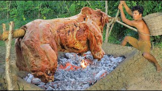 survival in the rainforest cooking COW [upl. by Hanauq]