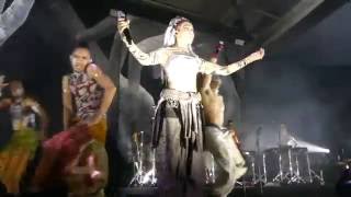 FKA twigs  I Find Myself  LIVE HD 2016 Pier Six Pavilion [upl. by Ranilopa]