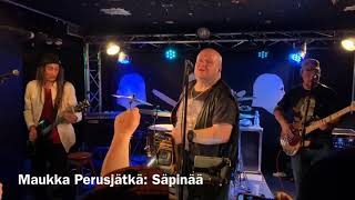 Maukka Perusjätkä Säpinää live [upl. by Mufi978]