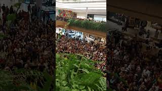 Shopping Jockey Plaza Flash Mob [upl. by Lleryd]