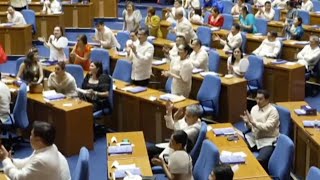 Opposition Senator Risa Hontiveros lawmakers cheer the announcement of POGO ban SONA2024 [upl. by Enihpets]