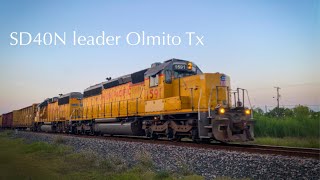 UP SD40N 1591 South leads the Brownsville turn into Olmito Tx [upl. by Ardeth]