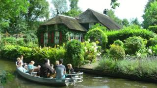 NETHERLANDS summer in Giethoorn hdvideo [upl. by Ylsew]