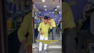 कटिंग की दुकान पर पहला नंबर लगाने का आईडिया तो देखो🤣  Comedy video ytshortsindia comedyshorts [upl. by Len]