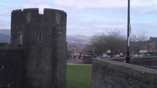 El Hermoso Castillo Caerphilly Cardiff Gales [upl. by Abbie]