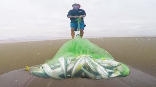 Mira la Gran pescaque logro este pescador con una Red de Bolsa [upl. by Mikal]