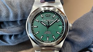 LAUREATO GREEN GIRARDPERREGAUX  Laureato 42mm Green 芝柏 810101131531CM GirardPerregauxWatches [upl. by Irmine]