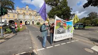 28924 Angemeldete Blockade in Bonn von Extinction Rebellion Bonn und Soest [upl. by Nnairda883]