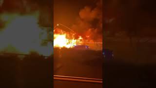 Explosion bei Großbrand in AutomobilIndustrie 💥🔥 shorts [upl. by Portuna]