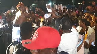 KABAKO ATENDEREZA BOBI WINE NTI MAZZI MAWANVU KU SHOW YA GRAVITY OMUTUJU [upl. by Novahc18]