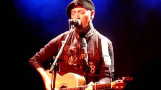 RICHARD THOMPSON  Genesis Hall solo 2011 Wien [upl. by Nylatsyrc]