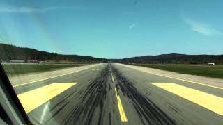 Wideroe Dash 8Q400 cockpit view landing Kjevik Norway [upl. by Auberbach]