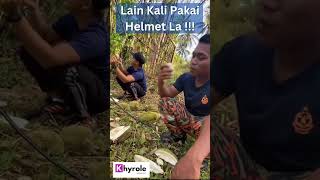 Lain Kali Pakai Helmet La [upl. by Elery]