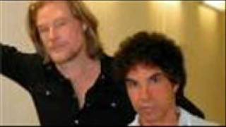 Daryl Hall amp John Oates  Give it Up Old Habits [upl. by Htebesile]