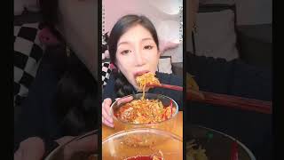 Noodls challenge 😍😍😋😋asmrfood youtubeshorts trending [upl. by Yziar446]