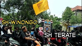 SH terate lewat depan tugu SH Winongo [upl. by Lotti]