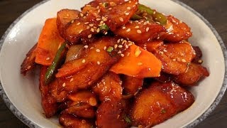 Spicy Stirfried fish cakes Eomukbokkeum 어묵볶음 [upl. by Hgiellek]