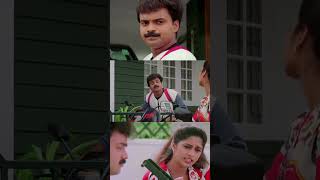 ഇതെന്താഹോട്ടൽ വൈറ്റർമാരുടെ യൂണിഫോം പോലെ  Niram  Kunchackoboban  Shalini  Short Video [upl. by Dirgni103]