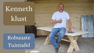 Robuuste tuintafel maken Recycling van materialen [upl. by Elnar146]