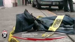 2 Trabajadores de CFE electrocutados en la Gustavo A Madero 20 de junio del 2012 [upl. by Uke664]