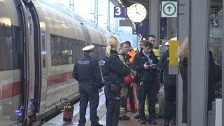 Rauchentwicklung in ICE  2 Verletzte im Bahnhof Siegburg am 040116  OTon [upl. by Arikehs]