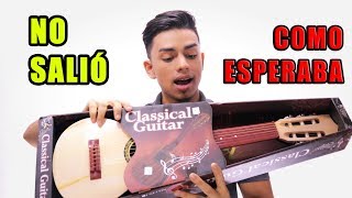 Probando una MINI Guitarra Clásica ¿Real o de Juguete [upl. by Eilrak]