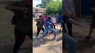 Coreanos bailando 😂😂 bts corea mexico humor coreana coreadelsur kpop comedia [upl. by Naujid645]