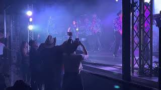 alacranes musical si te vuelves a enamorar live 2022  YouTube Music [upl. by Adnorat]