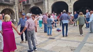 BESALÚPROVINCIA DE GIRONA [upl. by Marquardt]