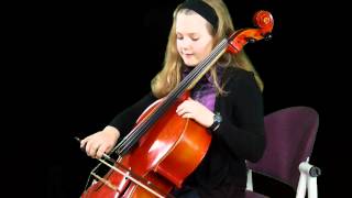 Julia 10 Jahre erklärt das Cello [upl. by Eenat]