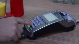 Compra con tarjetas de chip en datáfono Verifone [upl. by Biel704]