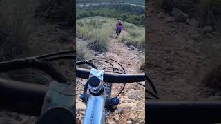 bajando trialeras cerca de casa🐐🚴 short mtb [upl. by Arahsal]