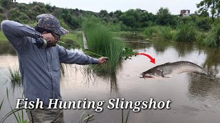 Slingshot Hunting Fishing Wallago Attu Catfish  Premitive way to catch fish  Unbelievable Fishing [upl. by Hahn238]