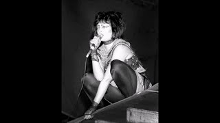 Siouxsie and the Banshees  Live Paradiso Amsterdam 17th July 1981 [upl. by Simmie]