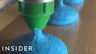 Macaron Machine Can Make 200 Macarons A Minute [upl. by Suedama561]