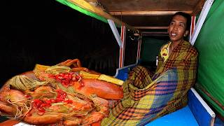 Mancing dan bermalam di perahu dapat banyak udang dan kepiting sampai capek langsung masak di sungai [upl. by Mccreary413]