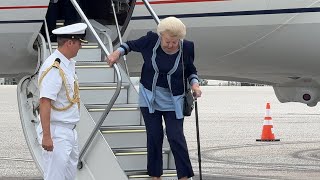 Prinses Beatrix terug op St Maarten [upl. by Ehcrop532]