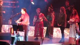 Tameṭṭut  Aït Menguellet  Zénith  janvier 2017 concert [upl. by Hairym]