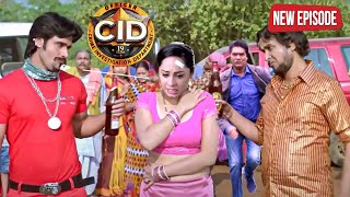 CID Officer Abhijeet बचा पायेगा गुंडे से Purvi की इज्जत  CID  TV Serial Latest Episode [upl. by Assirralc]