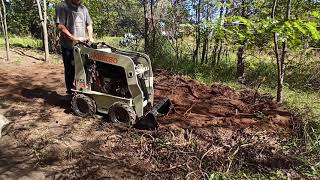 🔴 Limpieza de terreno con una herramienta increíble  La máquina que ayuda a desmalezar un terreno [upl. by Imre]