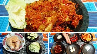 Resep amp Cara Membuat Ayam Gepuk Enak Pedes [upl. by Ainesej]