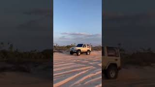 VIDEOS DE CAMIONETAS 4X4 TODO TERRENO EN EL BARRO  TOYOTA MACHITO EN LA PLAYA 4X4 VENEZUELA [upl. by Enoval]