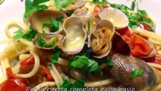 Linguine con vongole e pomodorini [upl. by Yemrots]