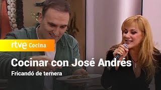 Fricandó de ternera  Vamos a cocinar con José Andrés  RTVE Cocina [upl. by Edeline]