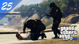 SVENSK POLIS I GTA 5 25 PIKETEN GRIPER [upl. by Pembroke]