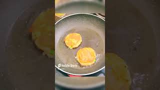 Pizza or burger  Aapko kya pasand hai pizza burger newcomedyvideo butterburger burgerlovers [upl. by Sergei]