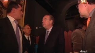 Frédéric Mitterrand visite le petit théâtre de Pézenas [upl. by Ettedranreb]